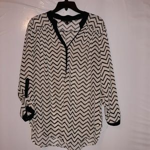 Women's MacDougal and Houston Chevron top size l
